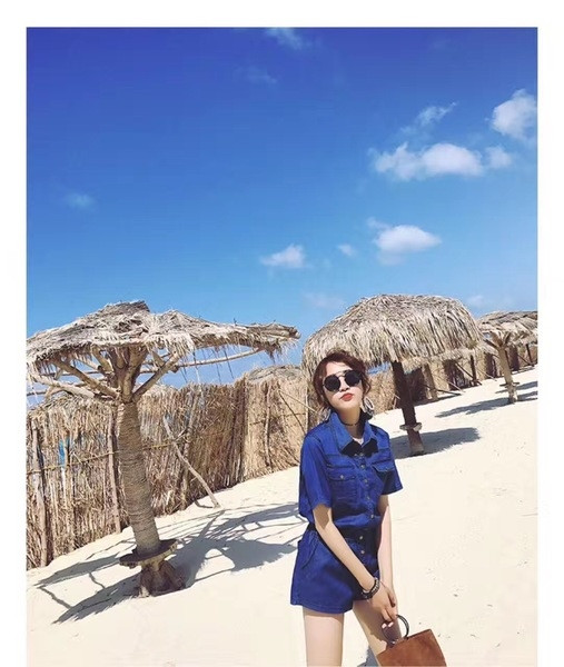 Salopeta de dama din denim cu talie inalta si buzunare