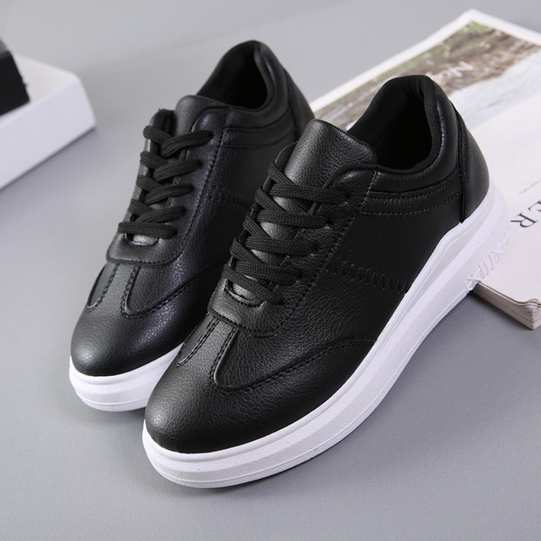 Alkalmi női tornacipő lapos talppal - két modell