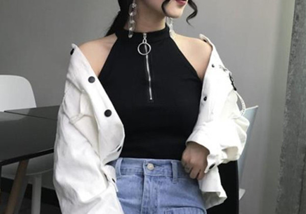 Tricou polo de dama cu fermoar in fata