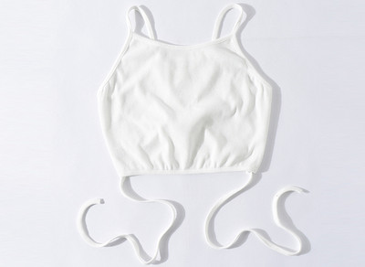 Rövid, vékony akasztófelső derekán megkötővel