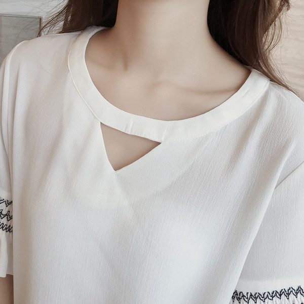 Bluză din șifon cu decolteu în V și mâneci largi cu tricot în diferite culori