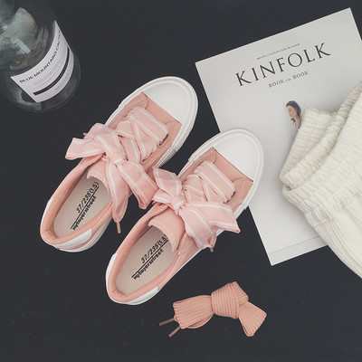 Tenisi casual eleganti, cu cravate interesante in alb, negru si roz