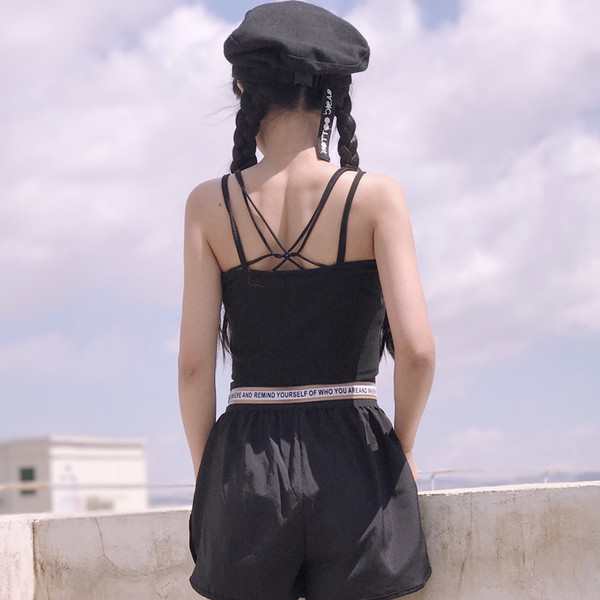 Lezser felső, elöl megkötős