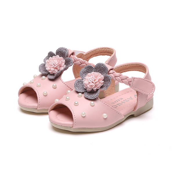 Modern gyerekszandál lányoknak virágmotívummal és díszkövekkel