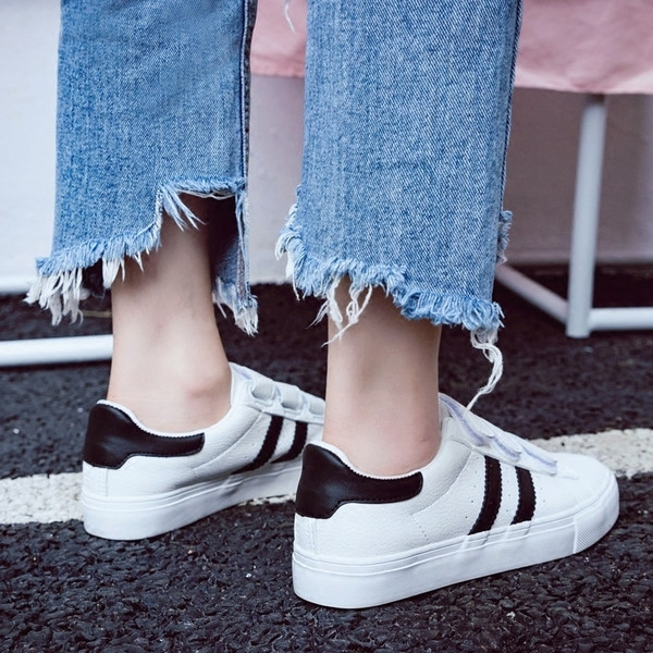 Sport - adidasi casual dama cu autocolante in trei culori