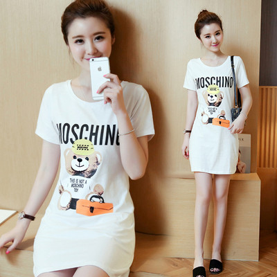 Női póló típusú tunika rövid ujjú, mintával