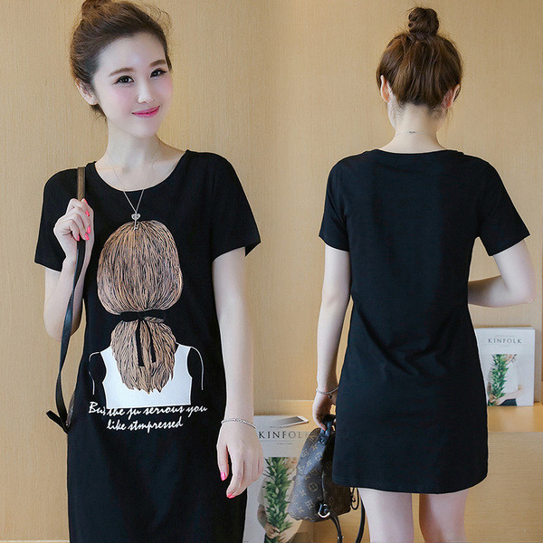 Női póló típusú tunika rövid ujjú, mintával