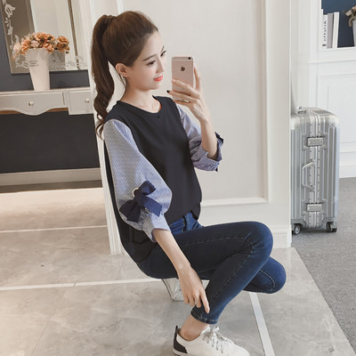 Női kivágott blúz széles ujjakkal, szatén szalagokkal / nyakkendőkkel