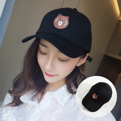 Γυναικείο αθλητικό καπέλο α με διαφορετική έγχρωμη εφαρμογή, πολλά μοντέλα