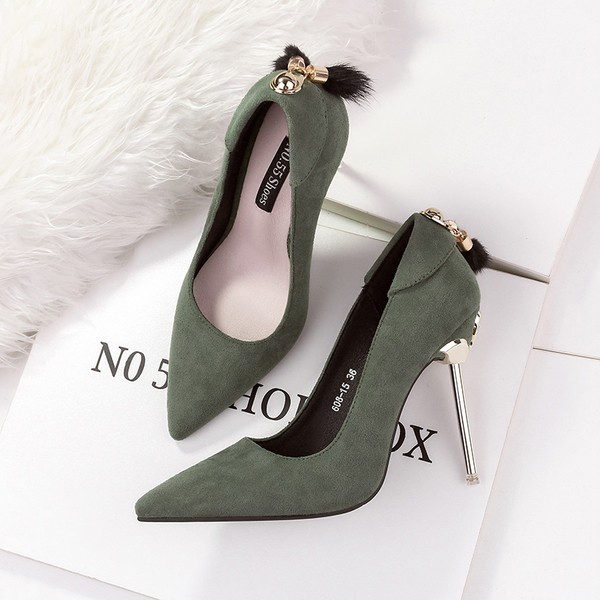 Pantofi de dama eleganti cu toc in diferite culori cu elemente metalice