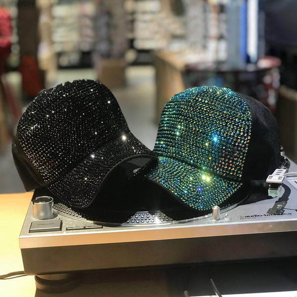 Aktuális női HIT sapka napellenzővel kövekkel több színben