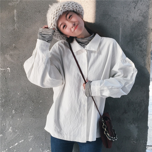 Alkalmi női ing széles modell hosszú ujjú fehér színben