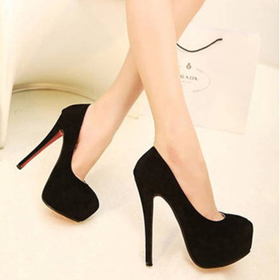 Női tiszta magassarkú cipő három színben