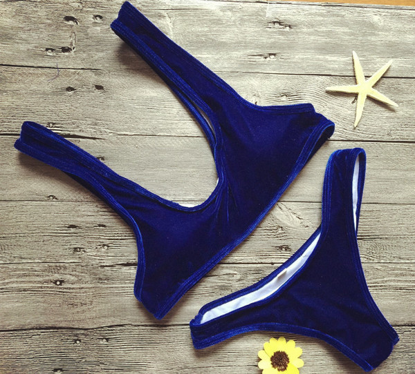 Costum de baie modern din catifea roz, bej și albastru