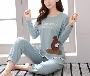 Γυναικεία πιτζάμα με εκτυπώσεις σε διάφορα μοντέλα