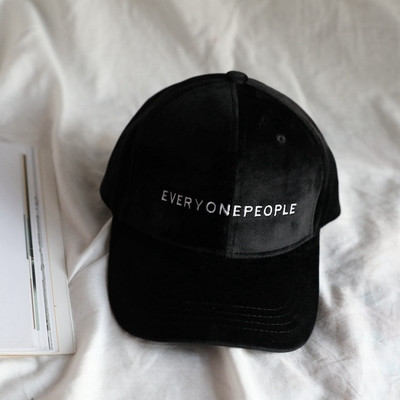 Γυναικείο αθλητικό καπέλα με γείσο, πολλά μοντέλα σε διαφορετικά χρώματα