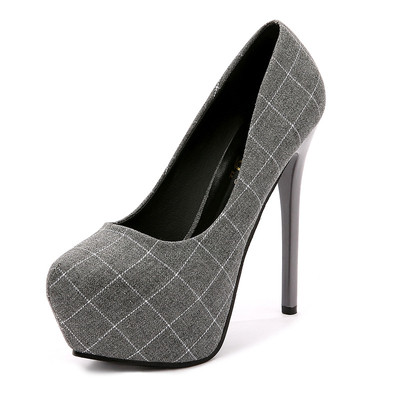 Γυναικεία κομψά παπούτσια με ψηλό τακούνι