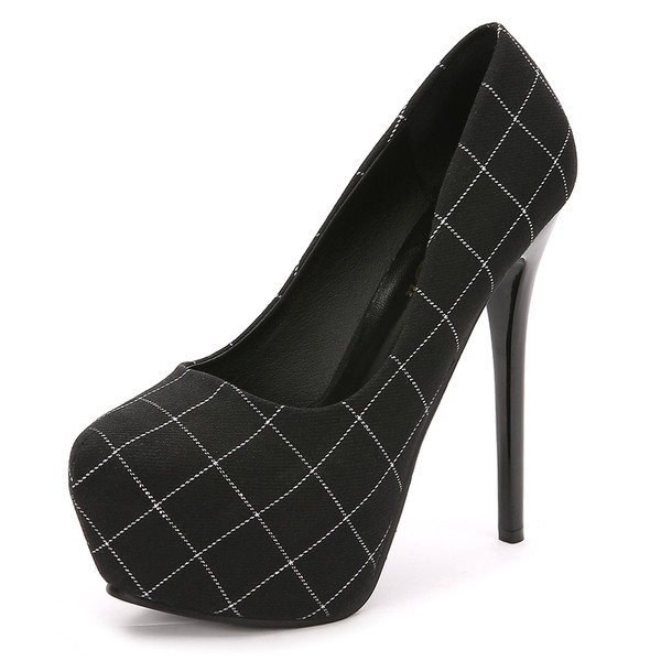 Γυναικεία κομψά παπούτσια με ψηλό τακούνι 