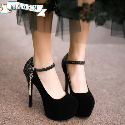 Γυναικεία παπούτσια με ψηλά τακούνια με ιμάντα αστραγάλου και μεταλλική διακόσμηση