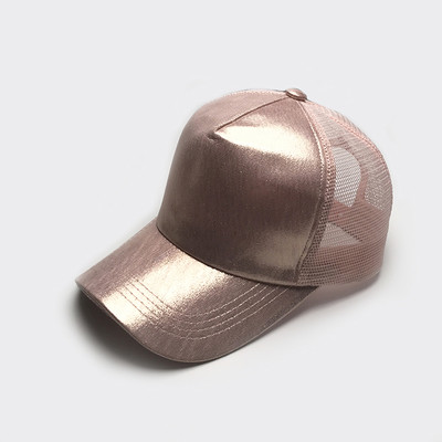 Γυναικείο λαμπερό καπέλο  με γείσο σε τέσσερα χρώματα