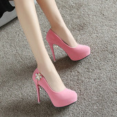 Γυναικεία παπούτσια με ψηλά τακούνια σε διάφορα μοντέλα με διακοσμητικές πέτρες και μεταλλικά στοιχεία