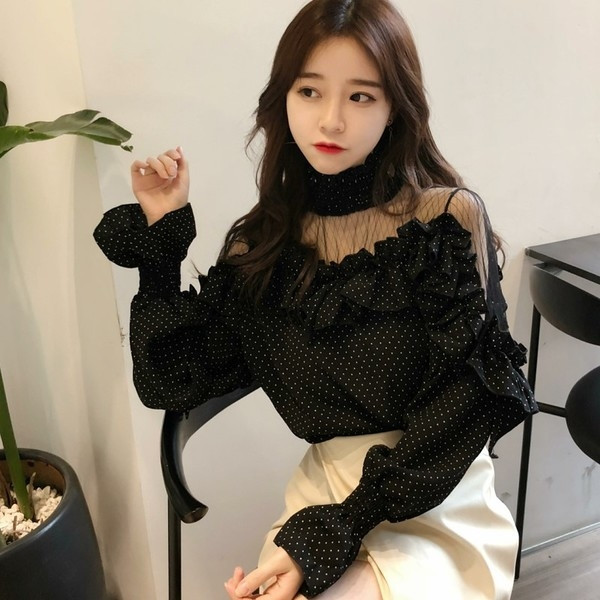 Stílusos, elegáns női blúz pöttyökkel fehér és fekete színben