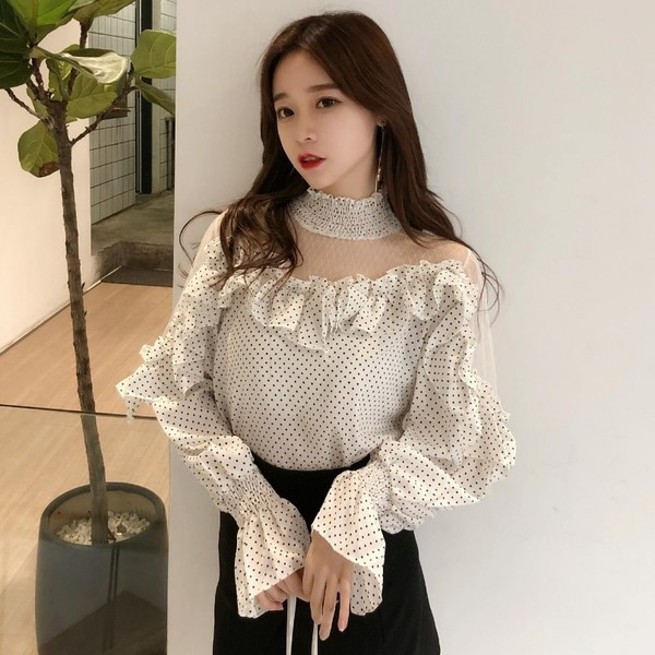 Stílusos, elegáns női blúz pöttyökkel fehér és fekete színben
