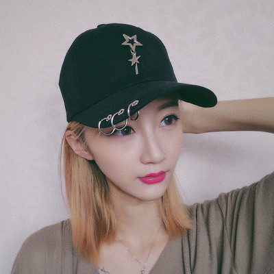 Palarie sport dama cu vizor cu diverse decoratiuni metalice in multe culori, mai multe modele