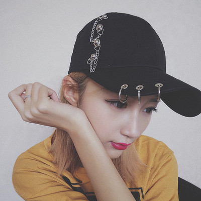 Palarie sport dama cu vizor cu diverse decoratiuni metalice in multe culori, mai multe modele