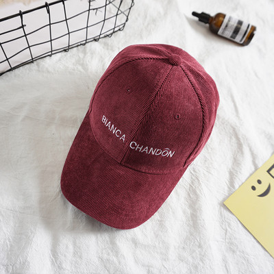 Γυναικείο αθλητικό καπέλα με γείσο σε διάφορα χρώματα