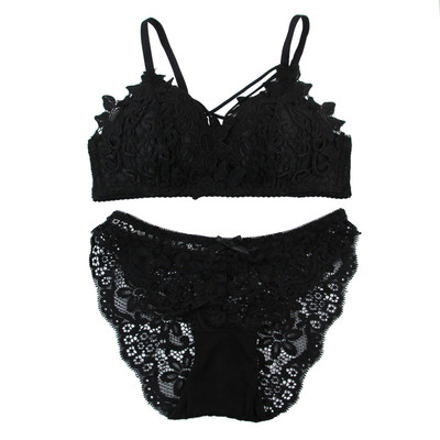 Σέξυ γυναικεία εσώρουχα με κεντήματα και κορδόνια σε διάφορα χρώματα