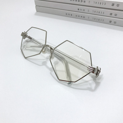 Ochelari HIT de damă actuali cu lentile și rame colorate