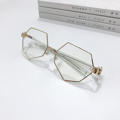 Ochelari HIT de damă actuali cu lentile și rame colorate