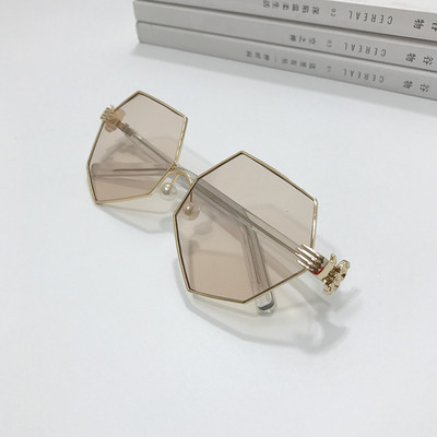 Ochelari HIT de damă actuali cu lentile și rame colorate