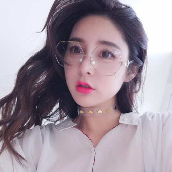 Ochelari HIT de damă actuali cu lentile și rame colorate