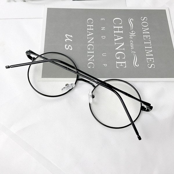 Model nou de ochelari rotunzi de dama fara dioptrie cu rama colorata in mai multe culori