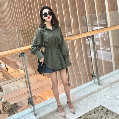 Κομψή περιστασιακή γυναικεία μπλούζα σε φαρδύ μοτίβο σε δύο χρώματα