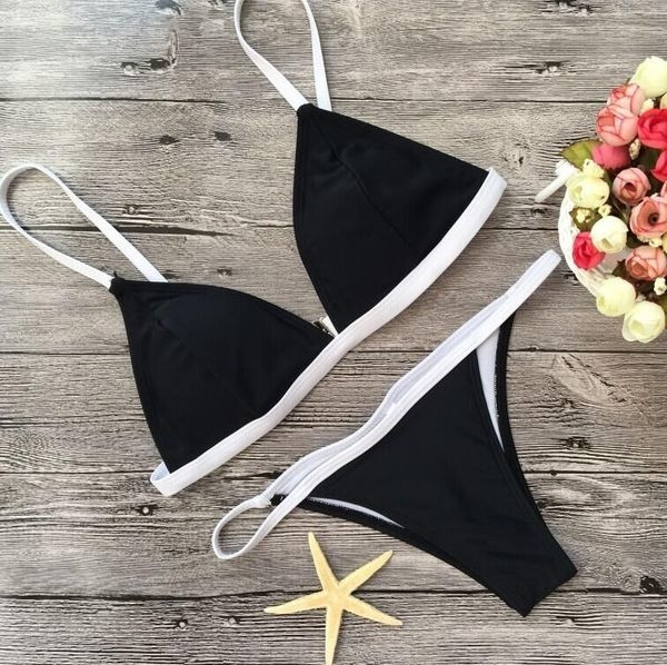 Női fürdőruha két részből, két színben