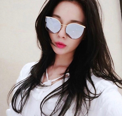 Ochelari de soare moderni de dama in trei culori