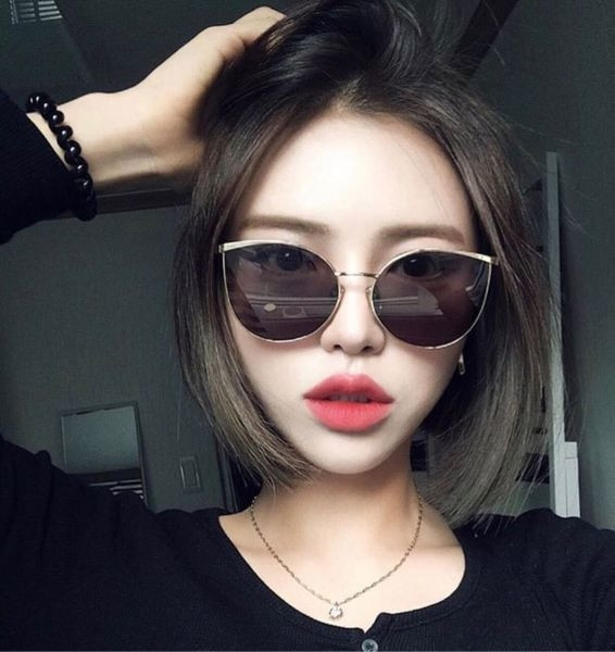 Ochelari de soare moderni de dama in trei culori