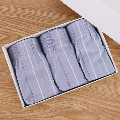 Boxeri bărbați din bumbac și elastic - diferite modele la set de 3 piese roșu, negru, alb dungi