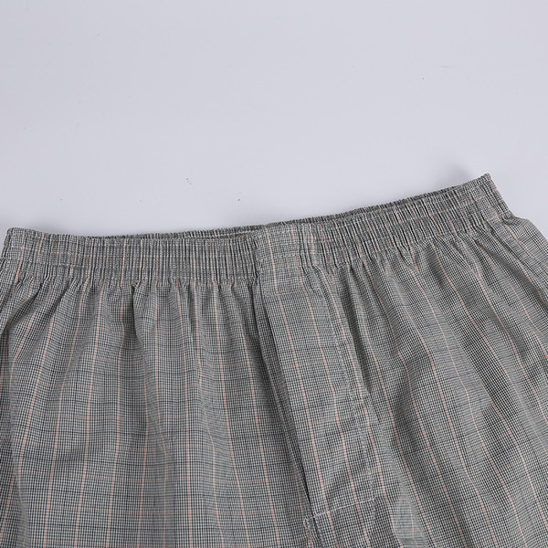 Boxeri bărbați din bumbac și elastic - diferite modele la set de 3 piese roșu, negru, alb dungi