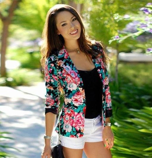 Geaca de vara dama cu motive florale