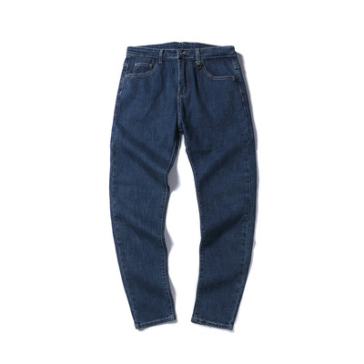 Κομψά τζιν παντελόνια  κατάλληλα για τη  καθημερινή ζωή σε δύο χρώματα