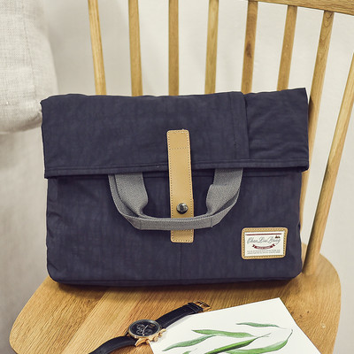 Ανδρική τσάντα με μακρά λαβή 