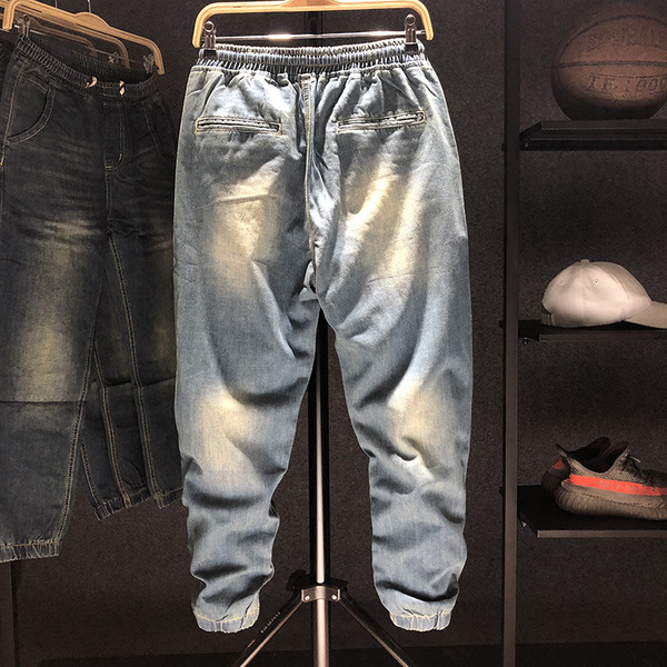 Blugi sport barbati cu cravate colorate in culori deschise si inchise