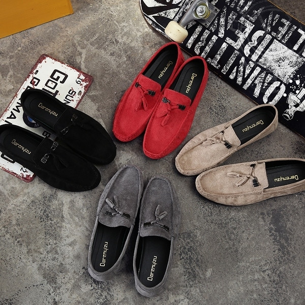 Mocasini clasici pentru bărbați în patru culori elegante