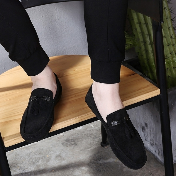 Mocasini clasici pentru bărbați în patru culori elegante