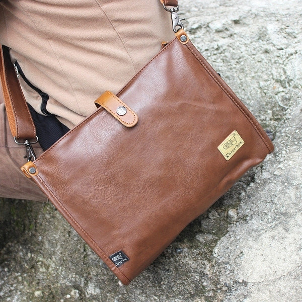 Kicsi férfi válltáska három színben