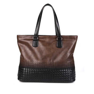 Geanta pentru barbati stilata in doua culori